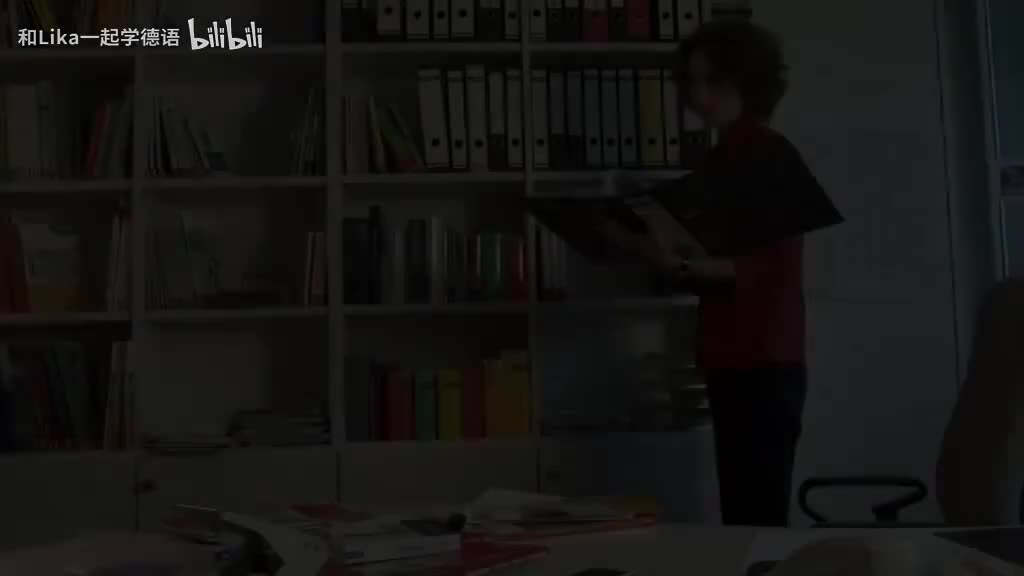 148 P127_Station_2_Clip_9_os