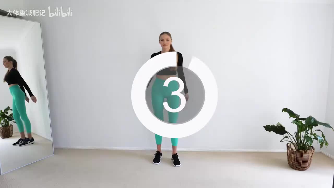 2500步健美的手臂膝盖友好无跳跃有氧运动
