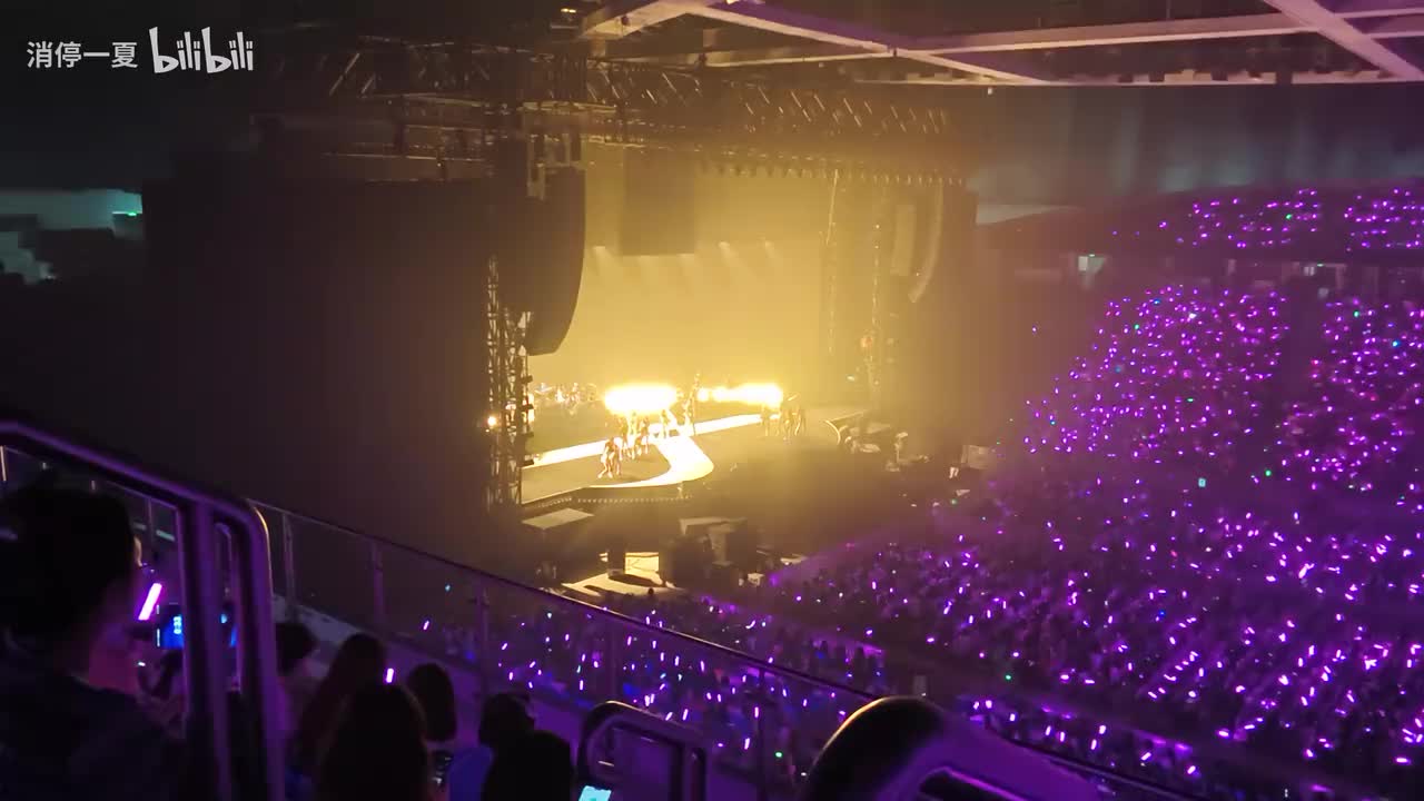 周末日报+886+520+All you need is me+talking+终身美丽+talking