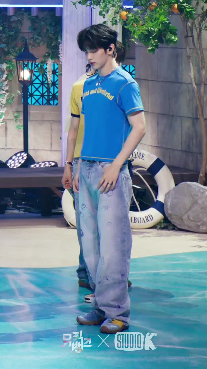 崔秀彬‹竖拍›