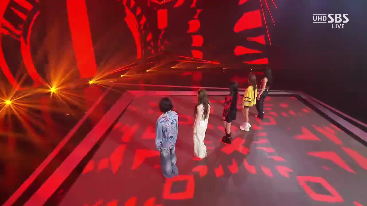 250518 人歌 HANDS UP