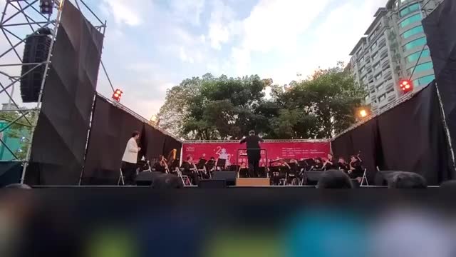 玫瑰人生(殷正洋NTSO)台中美術園道聖誕音樂會