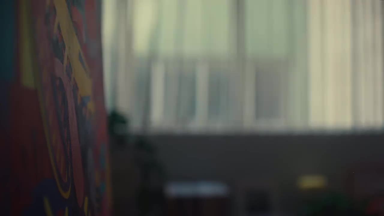 The Strange Freedom Of Knowing Nothing