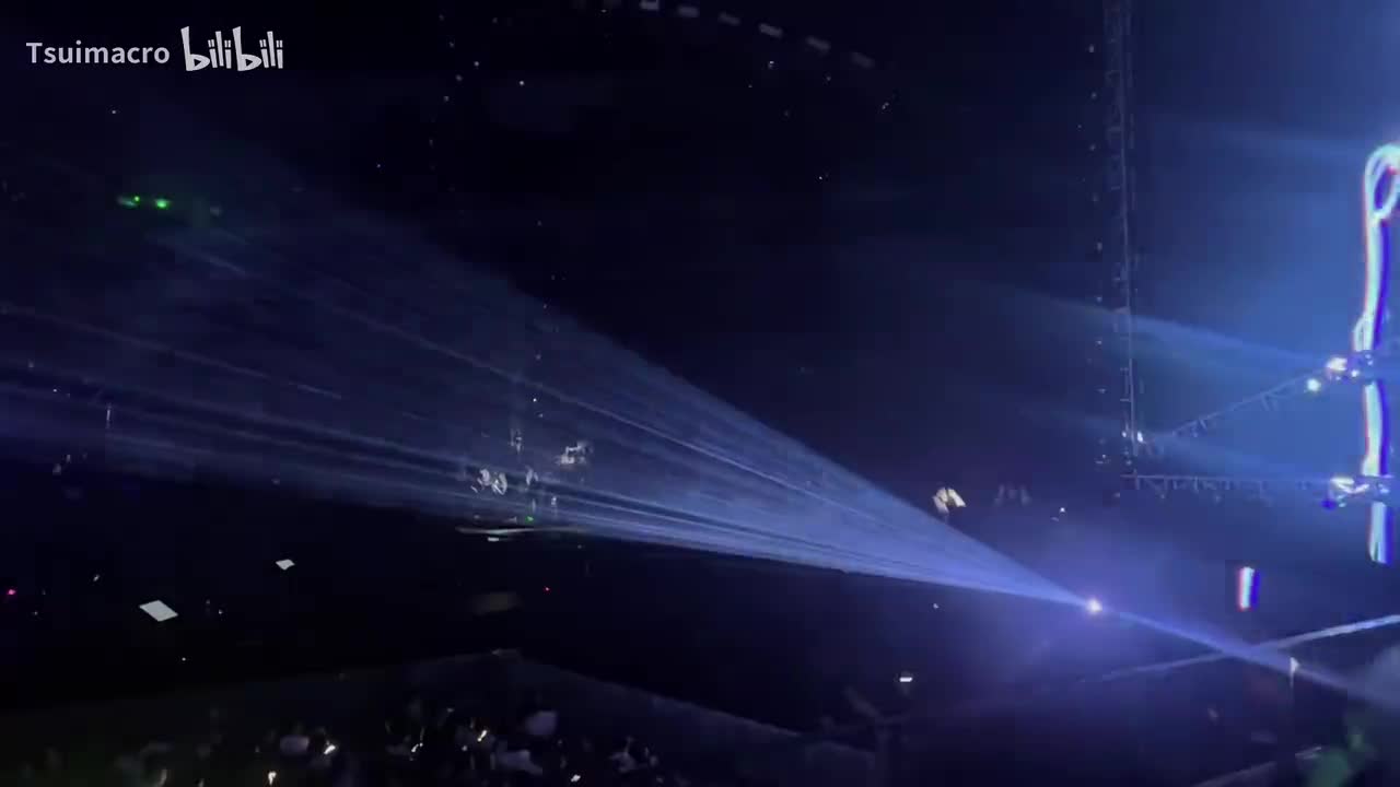 劈你的雷正在路上+睫毛弯弯+心电心+彩虹的微笑