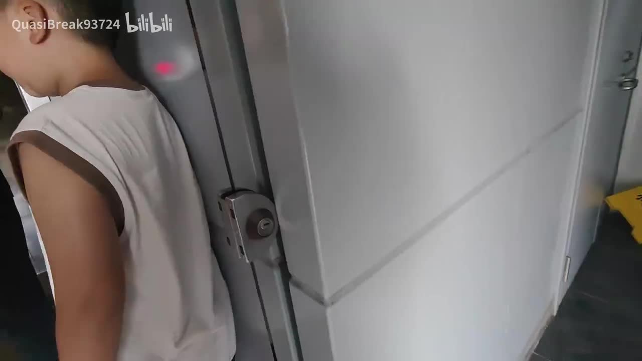 488观景台专用电梯下行