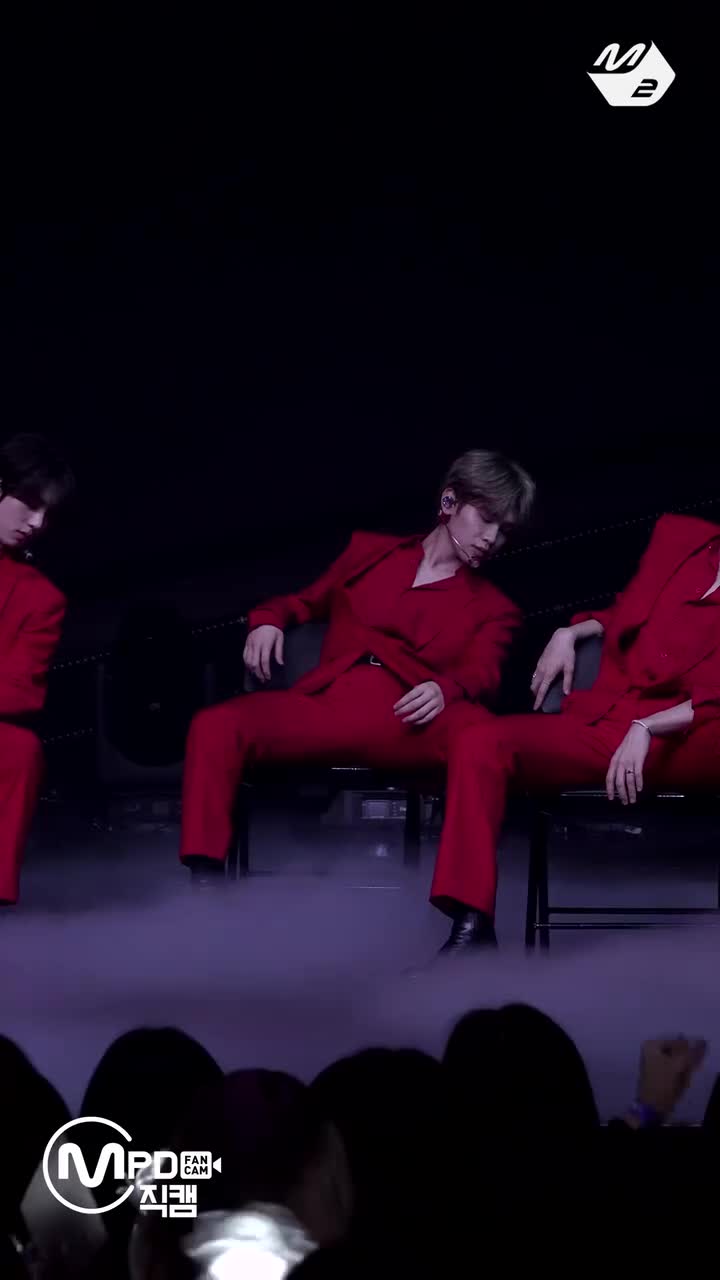 金泰来‹竖拍›