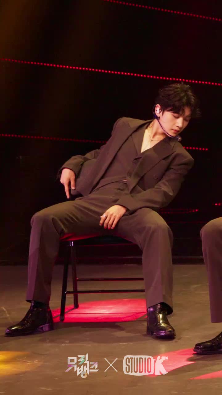 石马修‹竖拍›