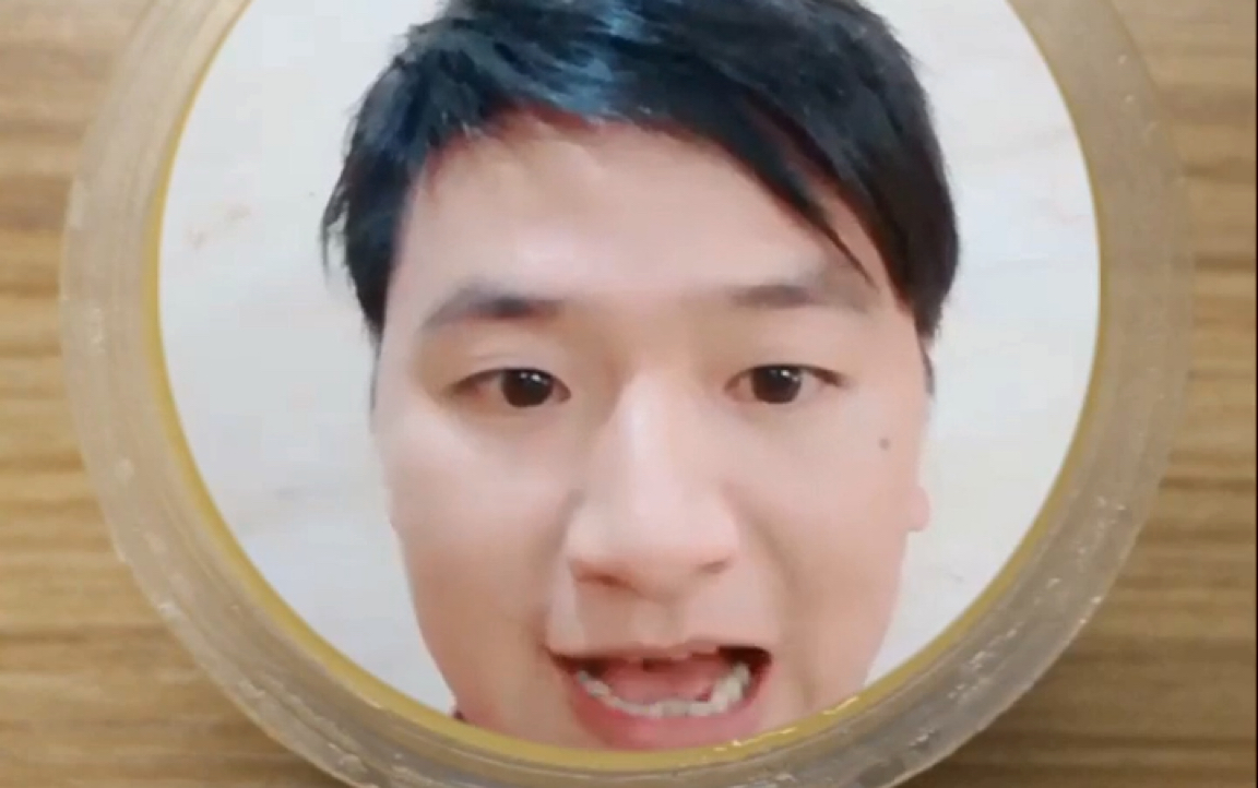 大家好我是陆超!今天被人丢进马桶里真好!