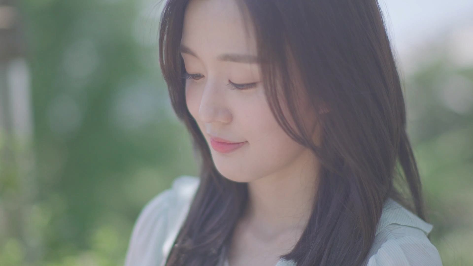 歌名 任妙音 - 情陷(dj何鹏版)美女舞蹈 精彩在后面