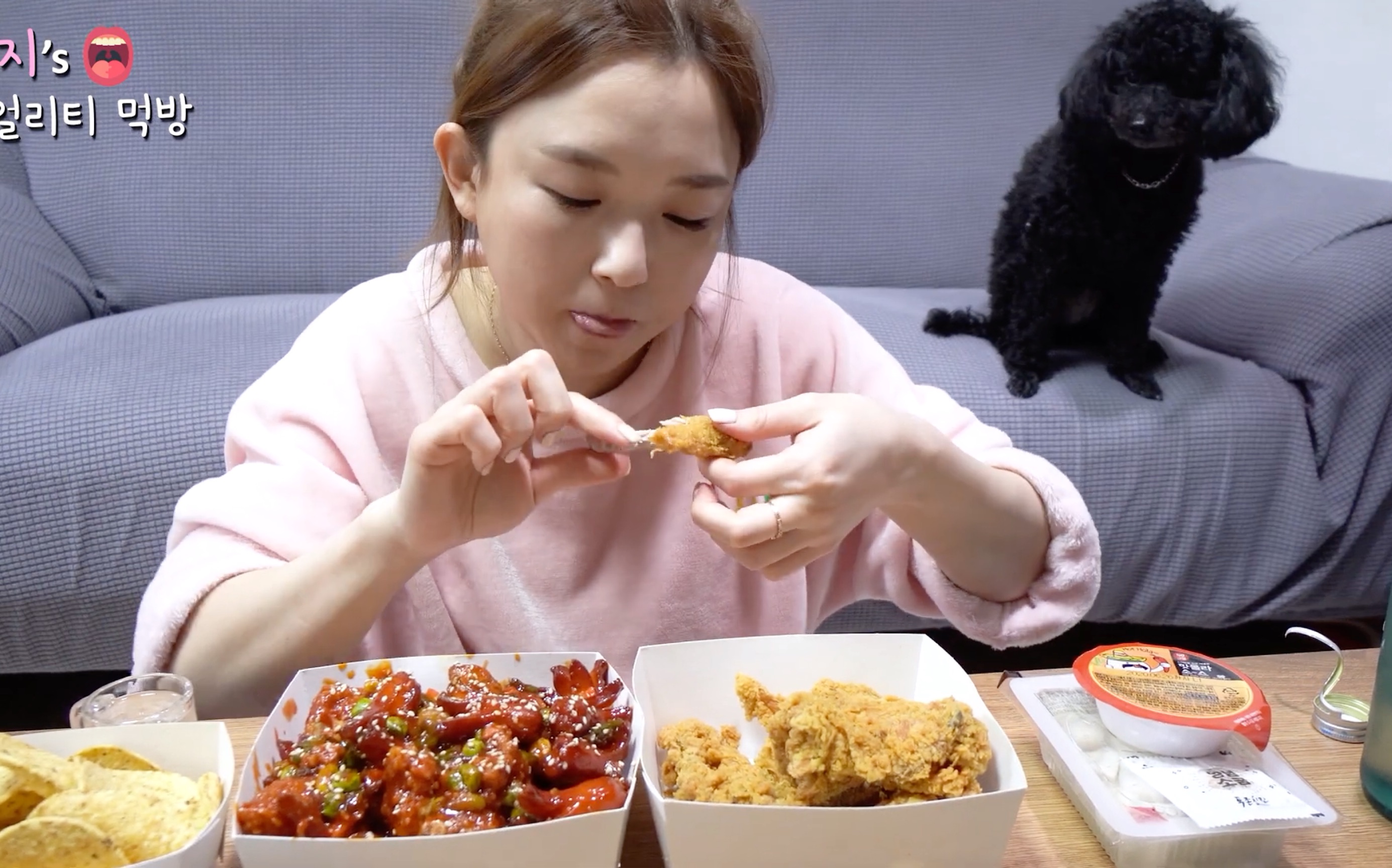 hamzy小姐姐炸鸡面包甜醋肉吃播