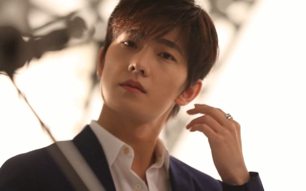 【杨洋】国际铂金协会 2018 铂金全新形象大片 拍摄花絮