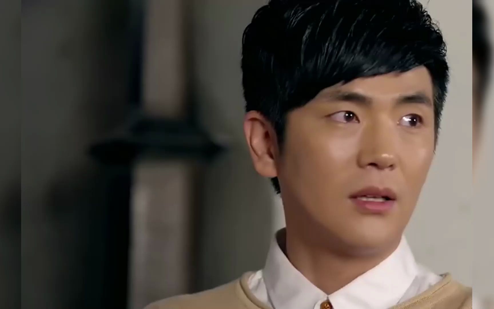 请你住到我家里给一明做家教老师