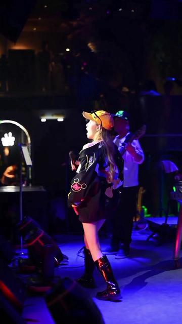 花火音乐现场 #livehouse #颖宝儿sunny