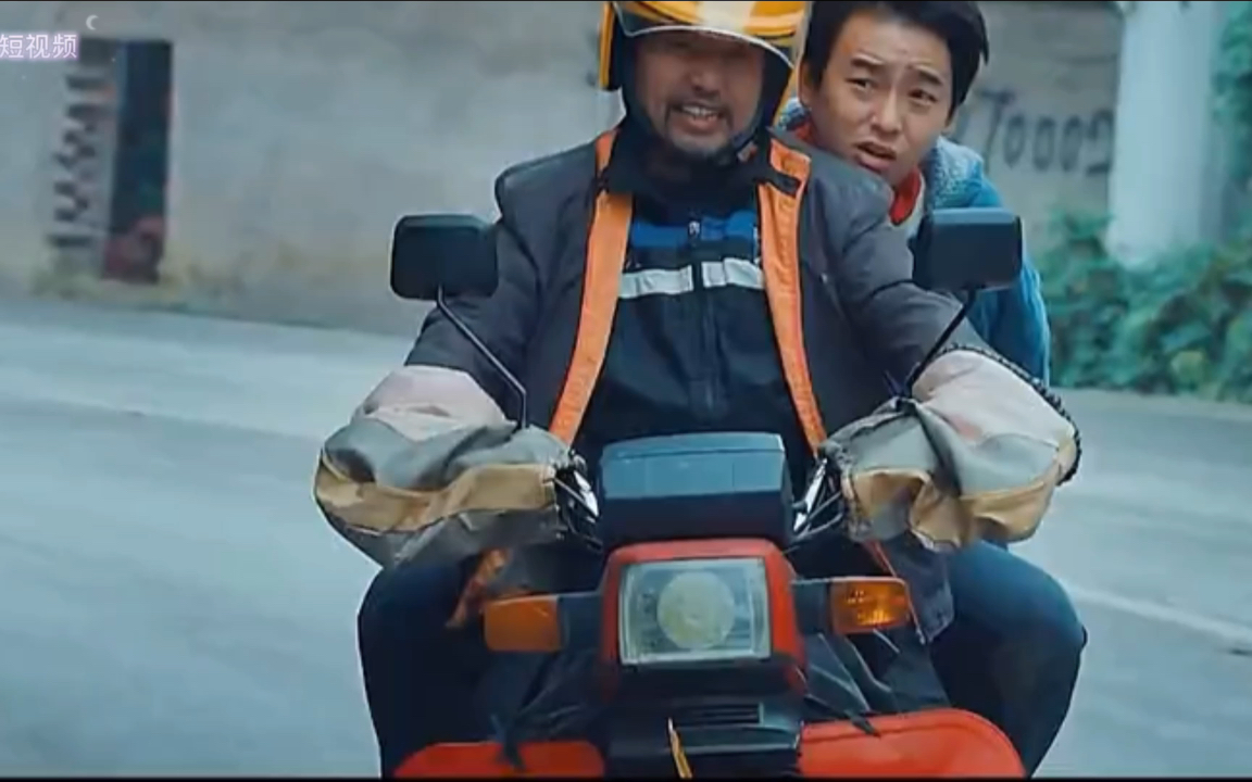 每一位重庆摩的师傅,心里都有征服秋名山梦想