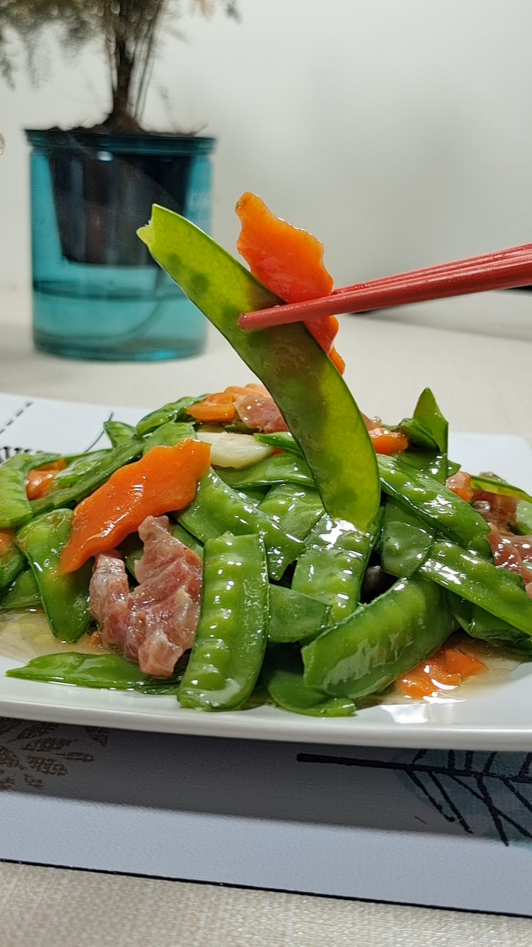 清新小炒腊味荷兰豆