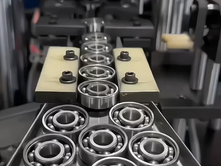 自动化轴承流水线