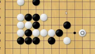 黑先吃白，黑棋接下来的每一手棋，都是吃子和对杀的手筋