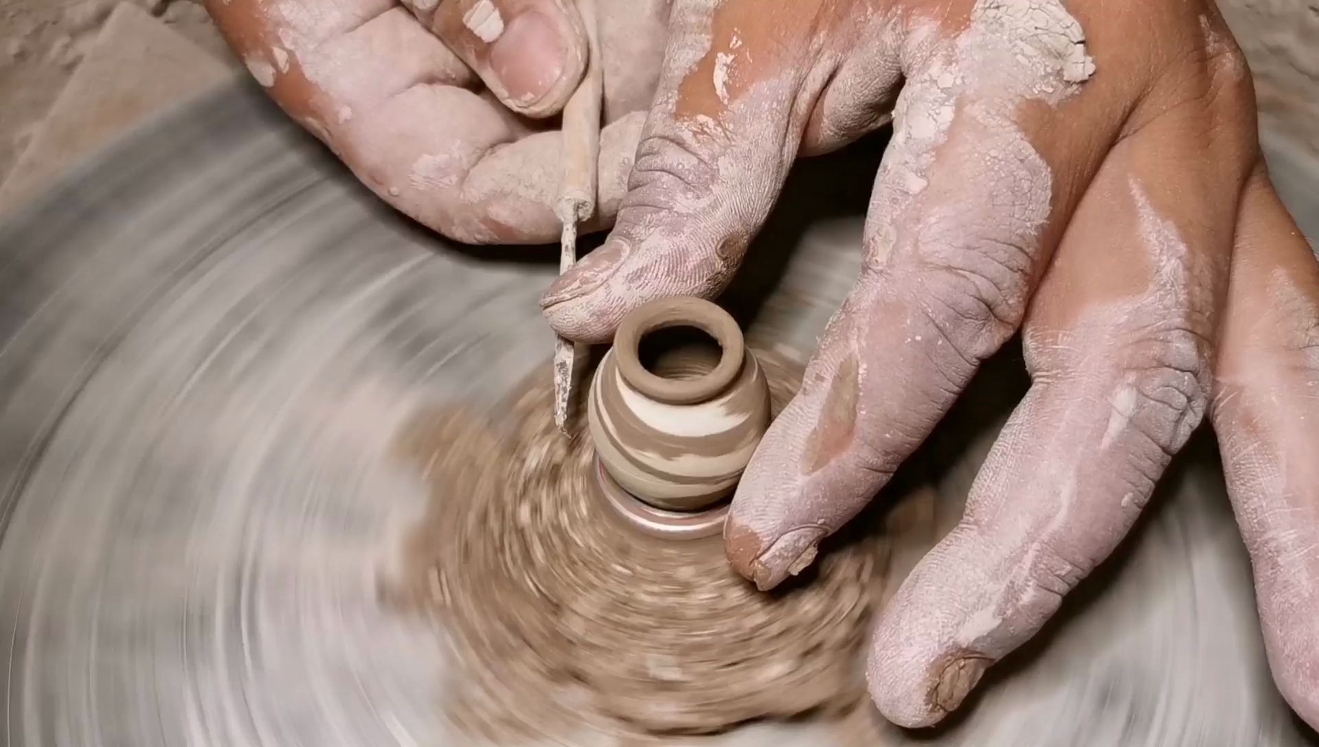 指尖陶艺,感受"泥"的匠心艺术!