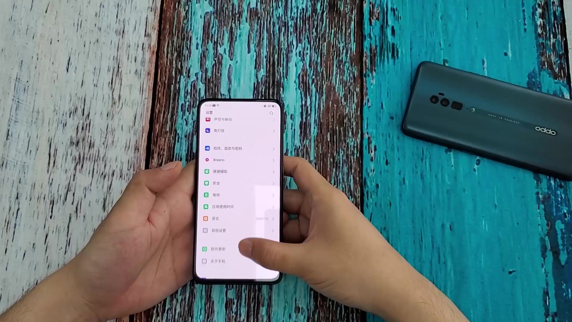 OPPO Reno标准版对比10倍变焦版 1000块的差价区别在哪?