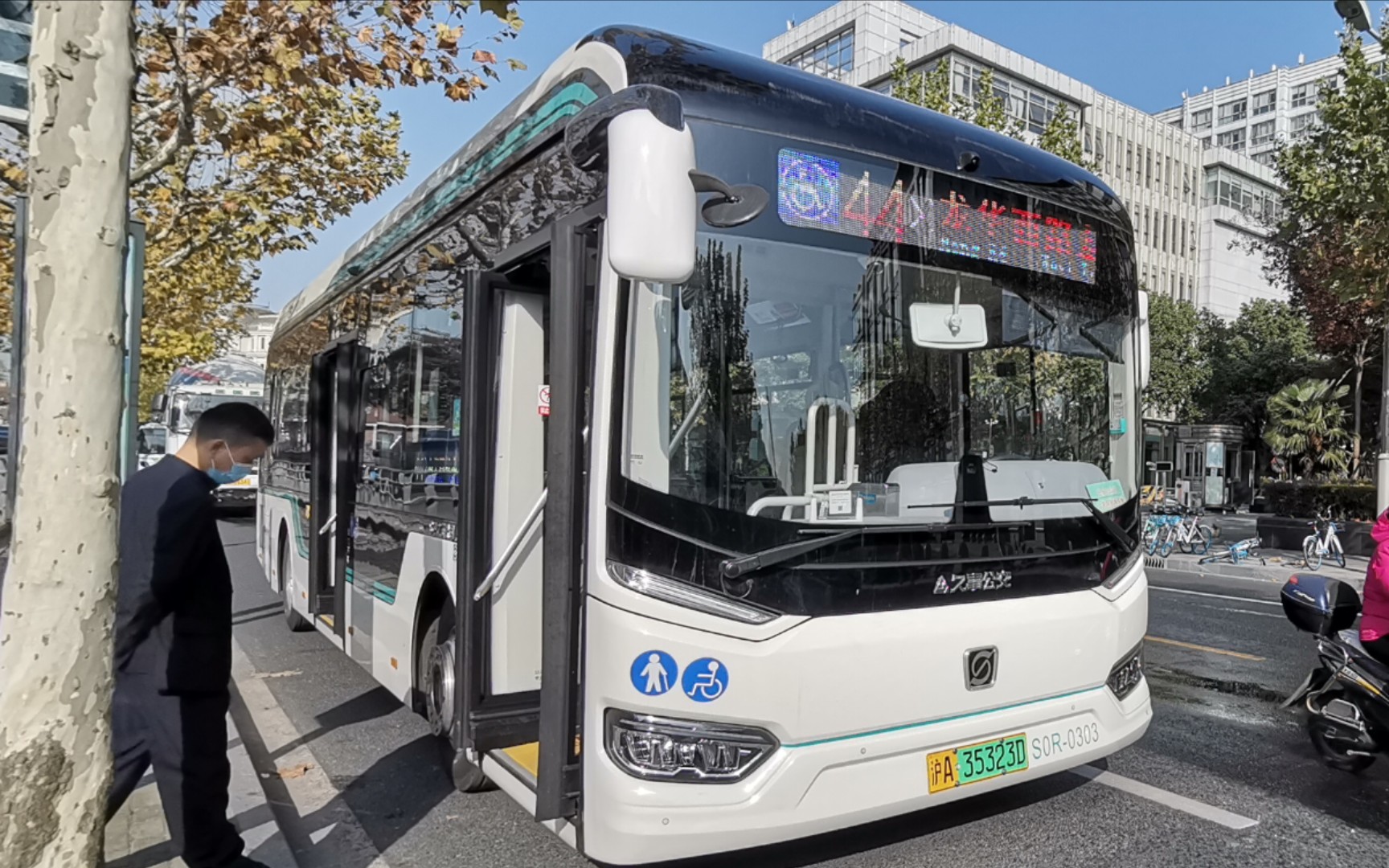 上海巴士三公司 44路 光复西路丹巴路