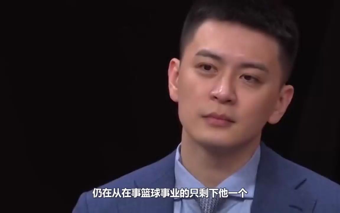 国内最帅男篮教练,本可以靠颜值出道,可他却努力成cba的巨星
