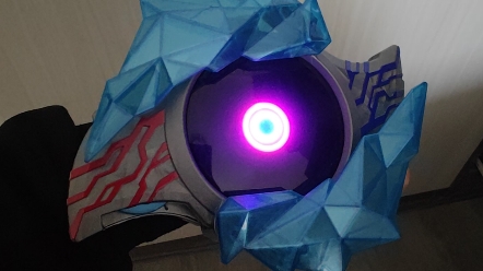 布莱泽奥特曼变身器(欧布原生)