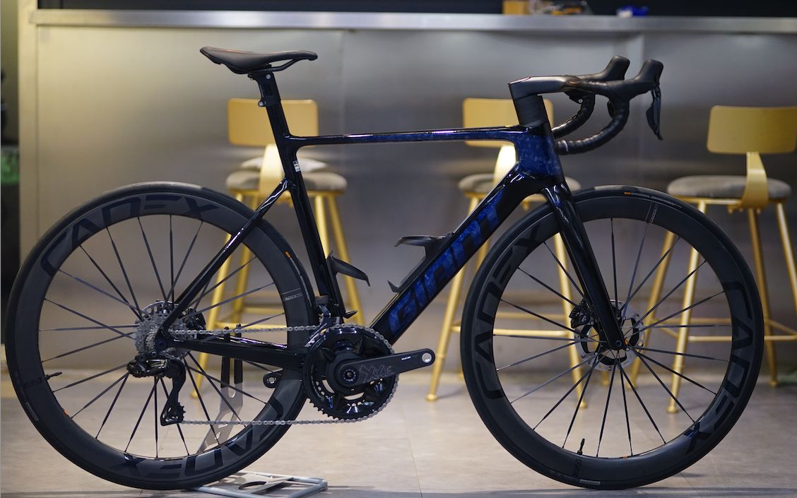 这次装的是pcr的顶级 最新款giant propel advanced sl 0