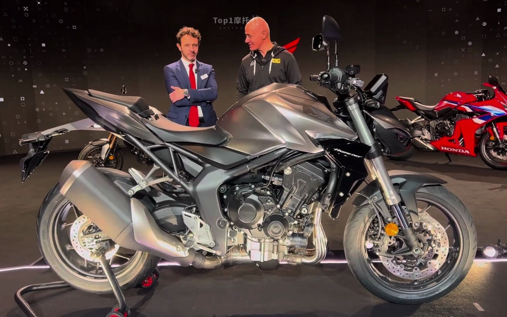 本田cb1000 hornet米兰车展亮相,四缸街车彻底抛弃复古风格