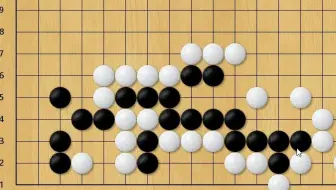 黑先，如何利用白棋的缺陷，长出气，跟左边的白棋进行对杀