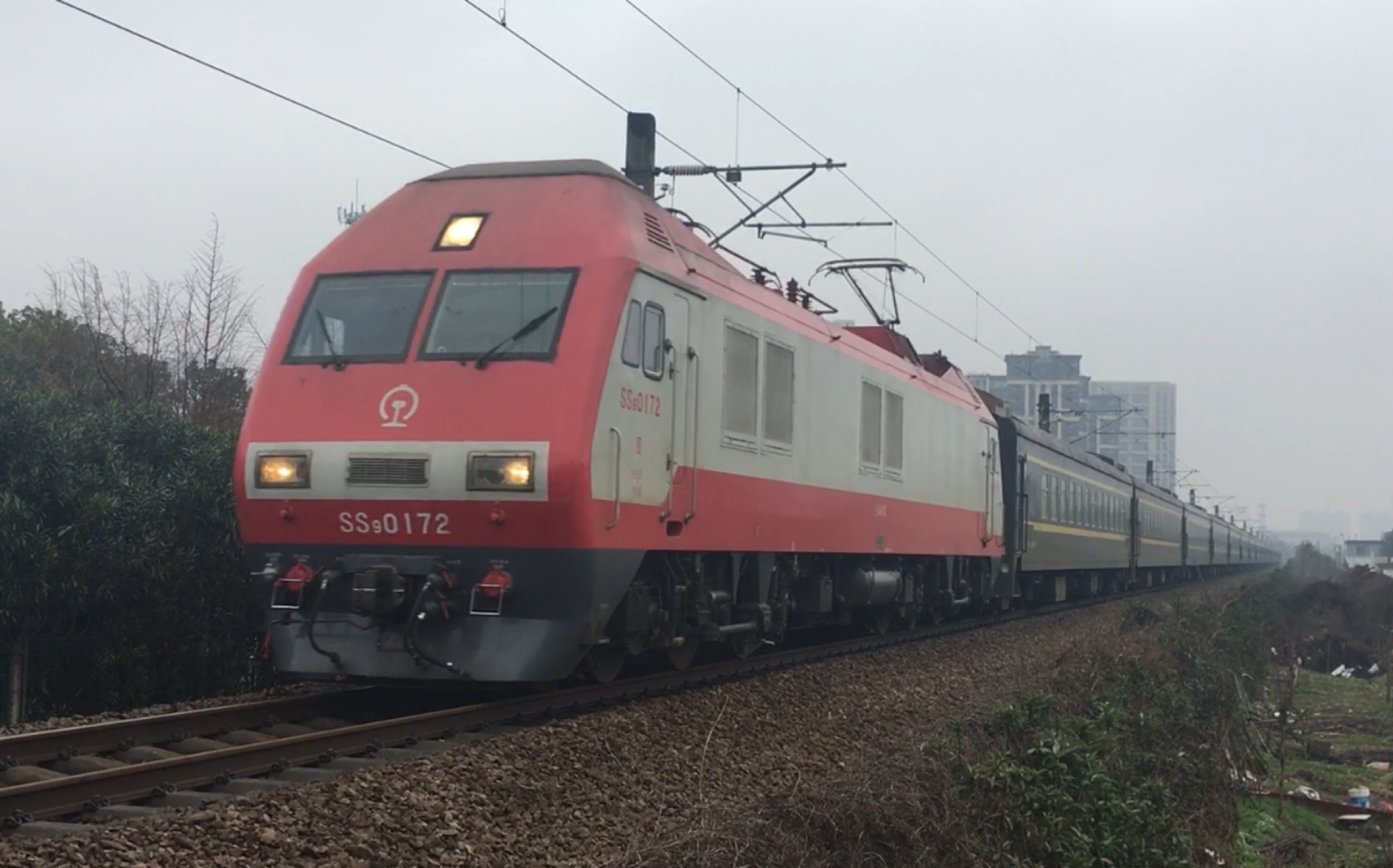 {中国铁路}k808次 ss90172