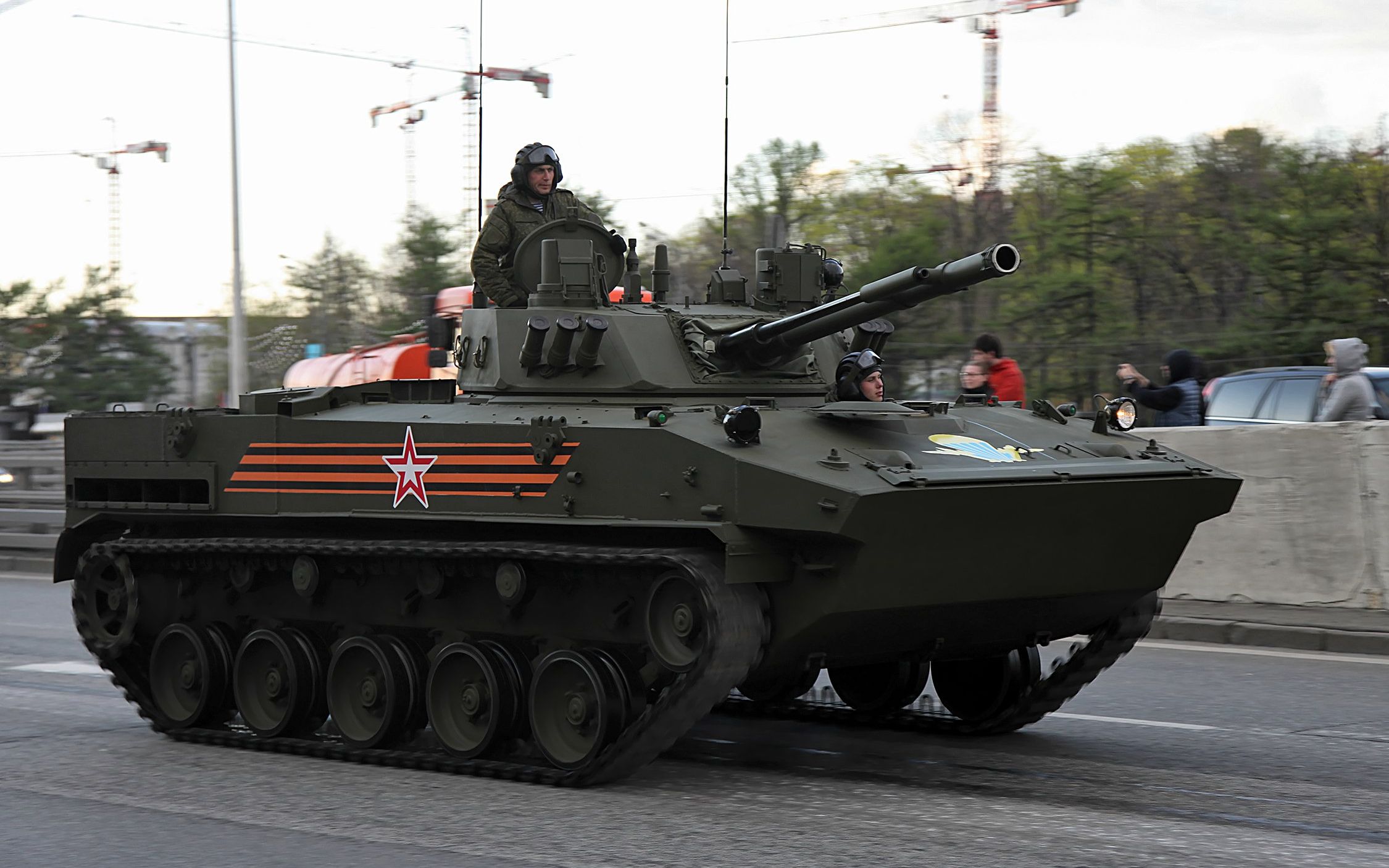 vdv bmd4 前线大战(单挑)nato