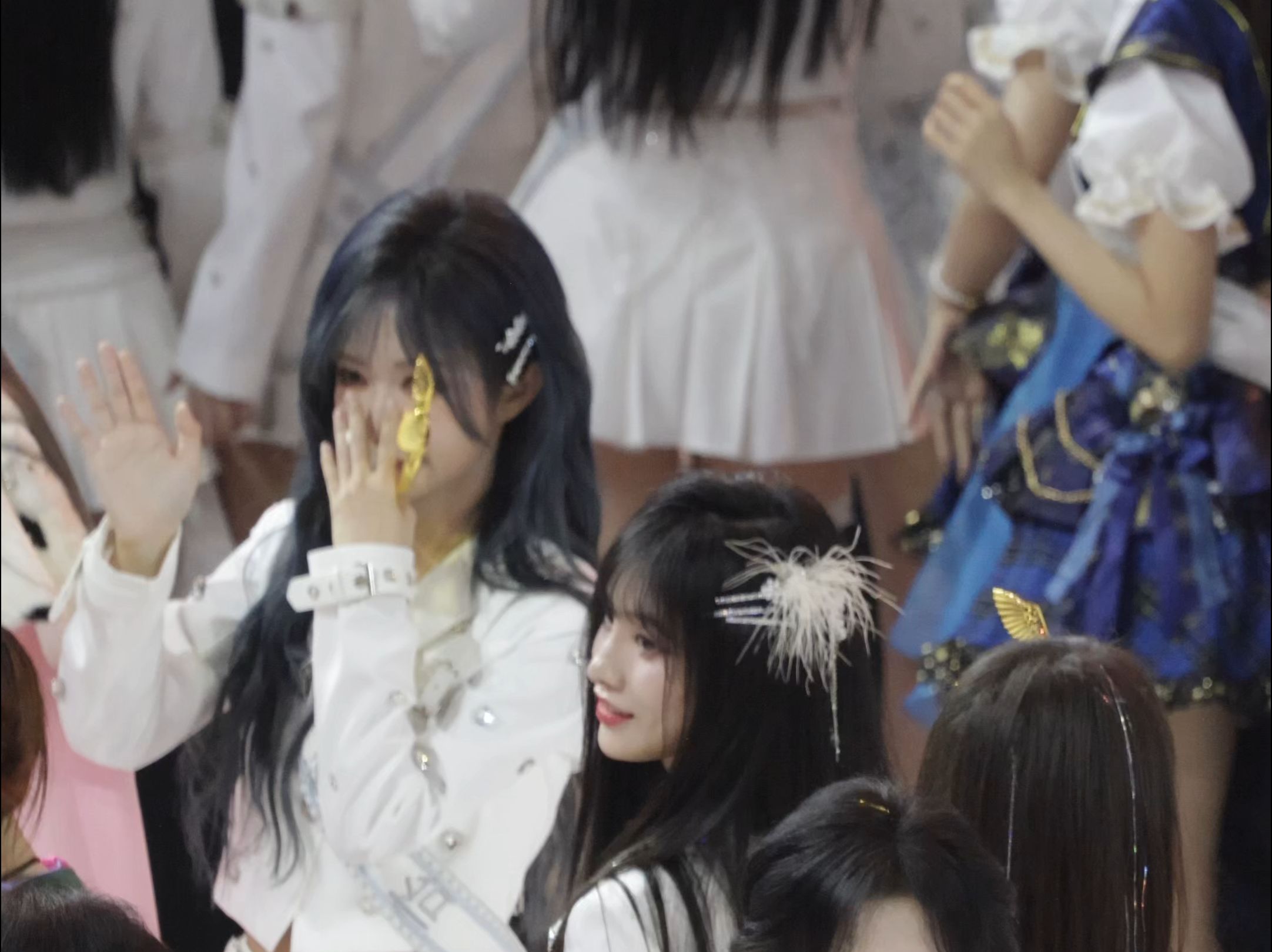 杨冰怡总选散场