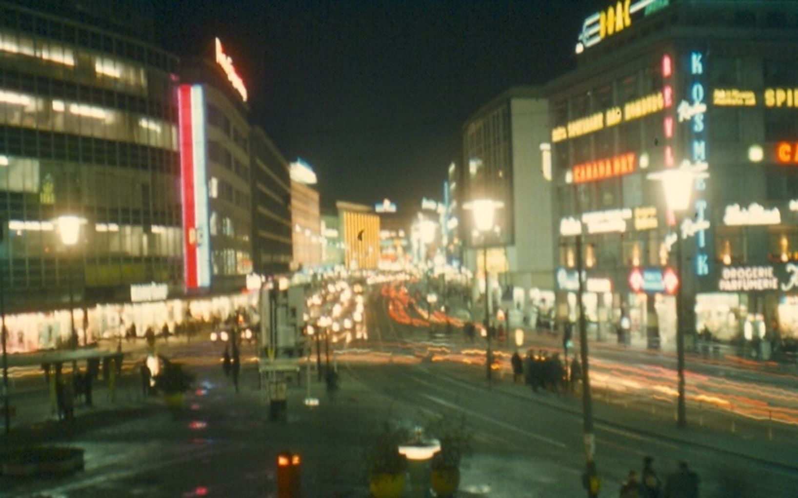 1970年代的联邦德国(西德)西柏林(West Berlin)夜景哔哩哔哩bilibili