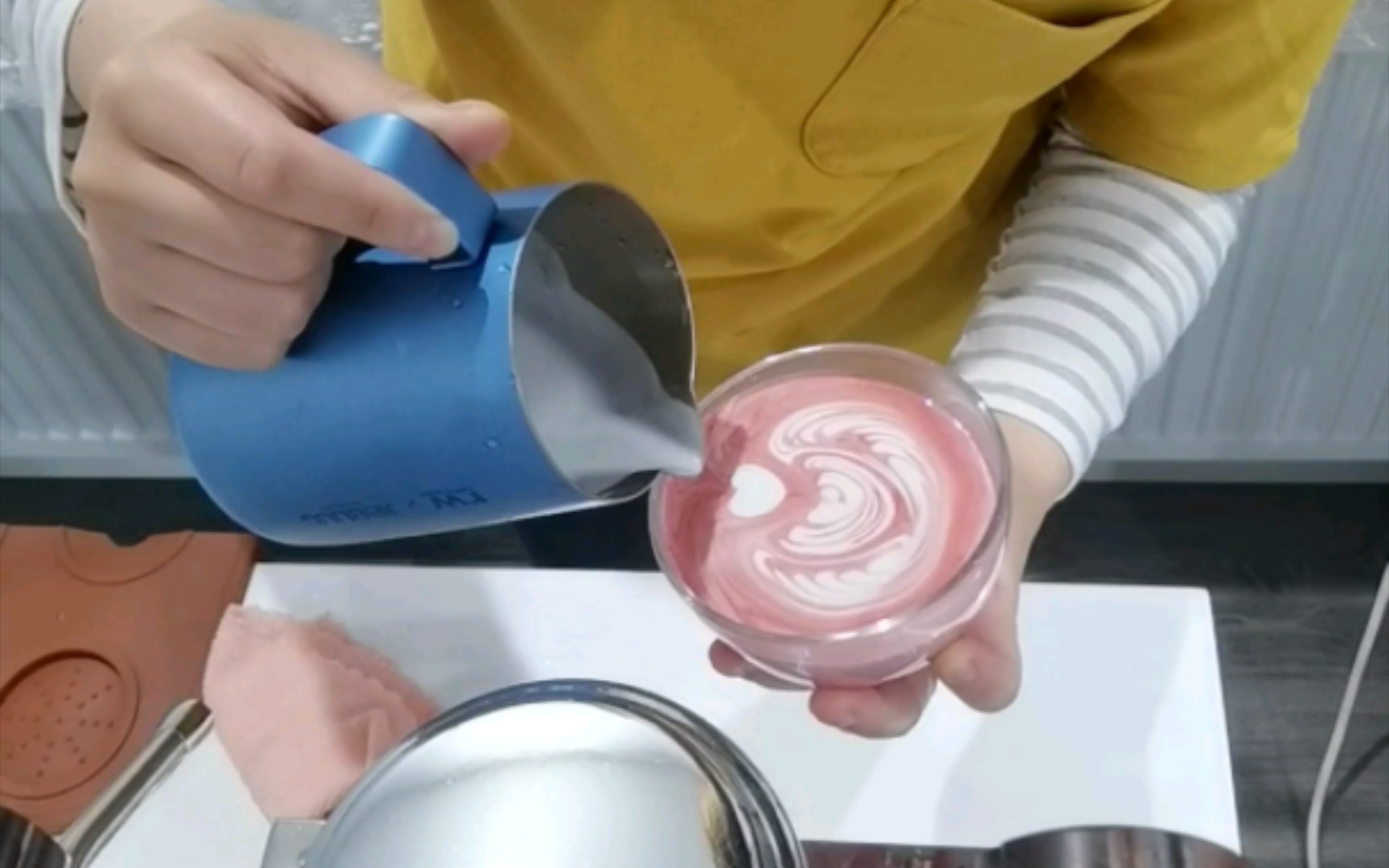 郁金香越来越得心应手了奶泡打的好不好是关键