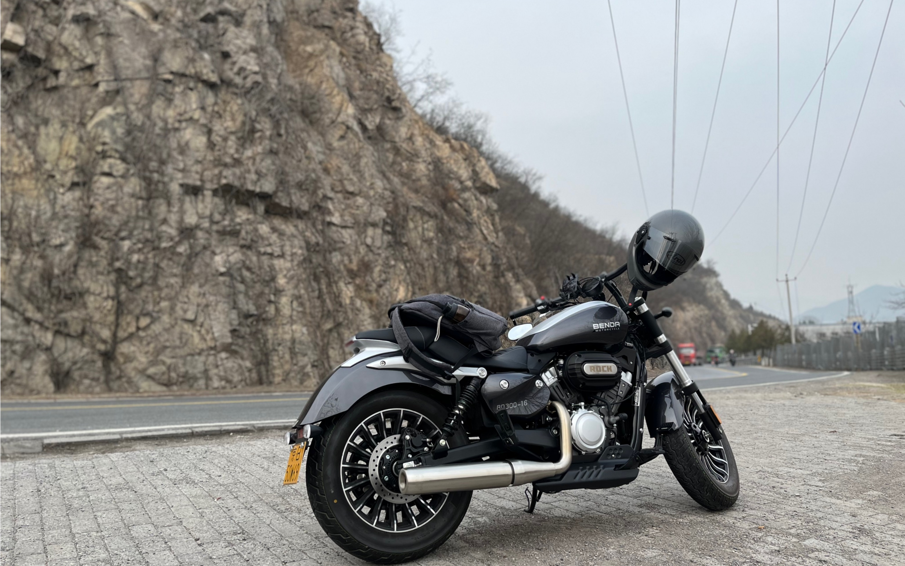 灰石300 千灵山--潭柘寺 摩托跑山