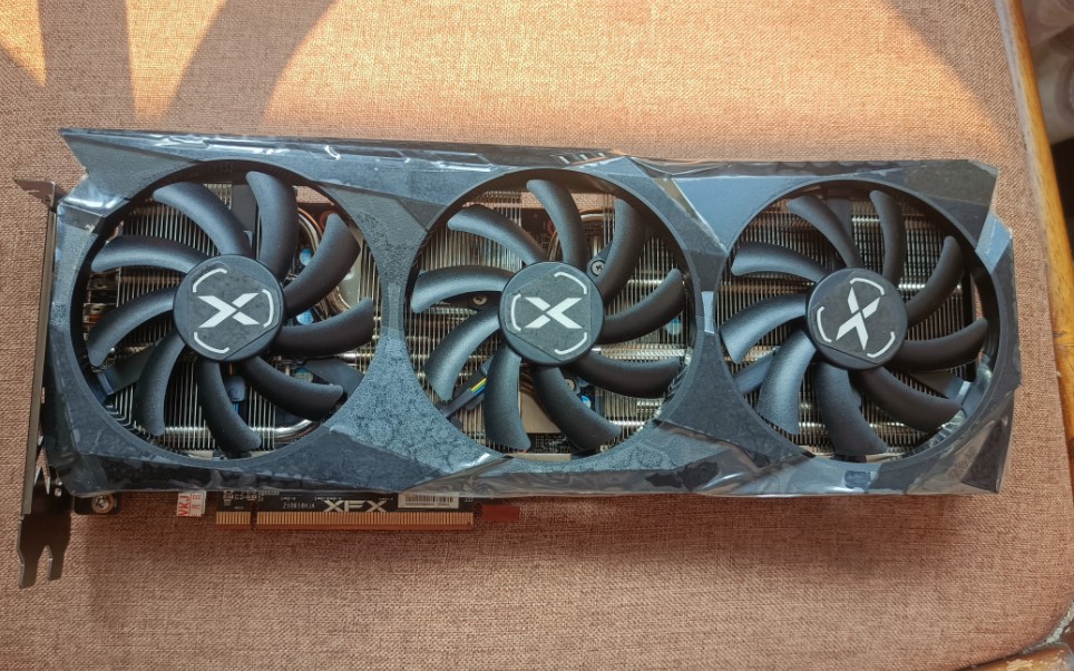 还要啥自行车-讯景6700xl开箱