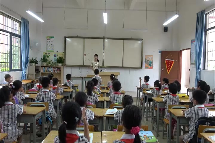 [图]【获奖】苏教版小学一年级数学下册7 期末复习1.认数、认图形和认识人民币复习广 西张艺老师—部优优质课公开课教学视频