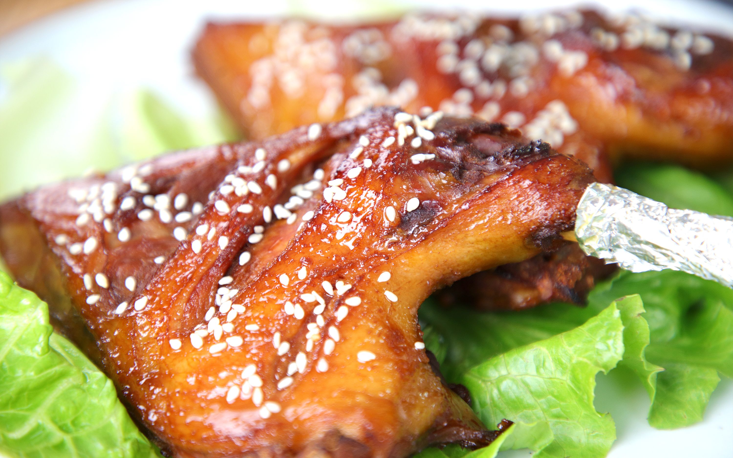 【老板娘的微食记】大口吃肉才过瘾,自制蜜汁烤鸭腿,皮脆肉嫩还便宜