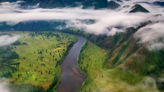 鄂尔浑河(蒙古语:Орхон гол;英语:orkhon river)