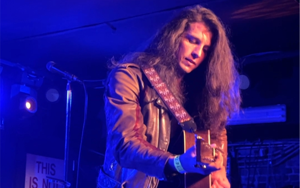 无麦弹唱acoustic by billy raffoul