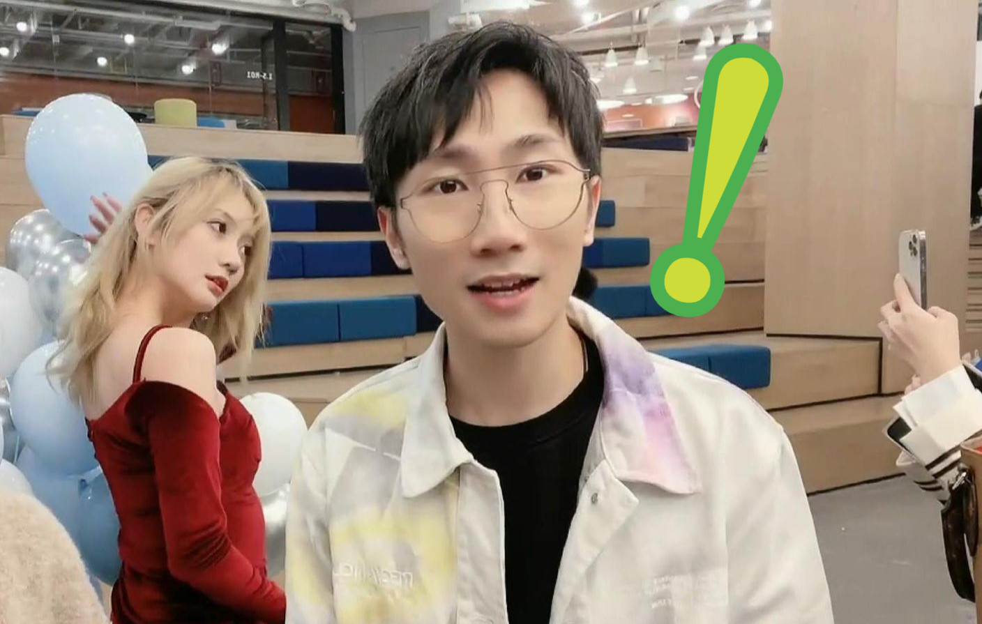 纸灵灵:是baka爱先来的.视角姬:啊啊啊!