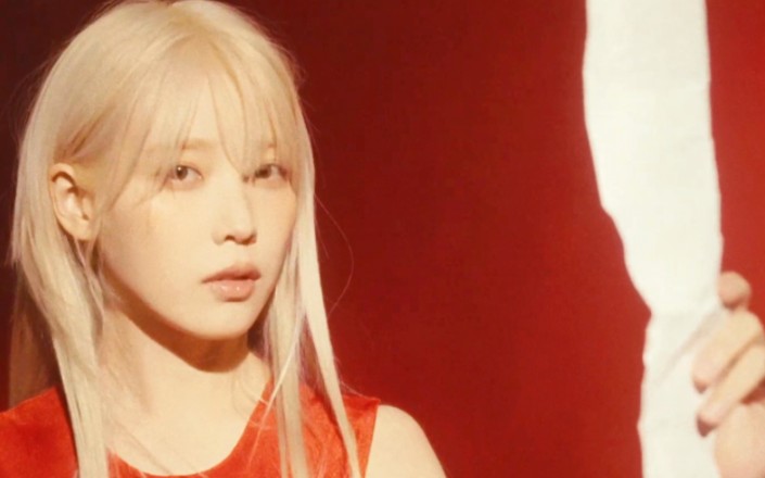 【iu】2.20回归主打新歌 视觉概念预告!