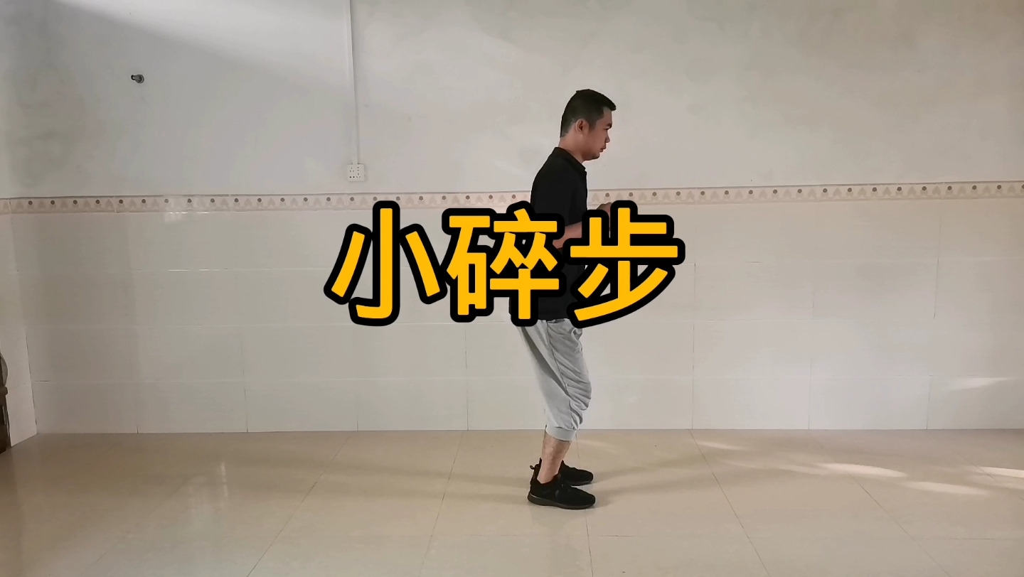 小伙坚持"小碎步"30天,身体从易胖到易瘦,不用每天外出跑步