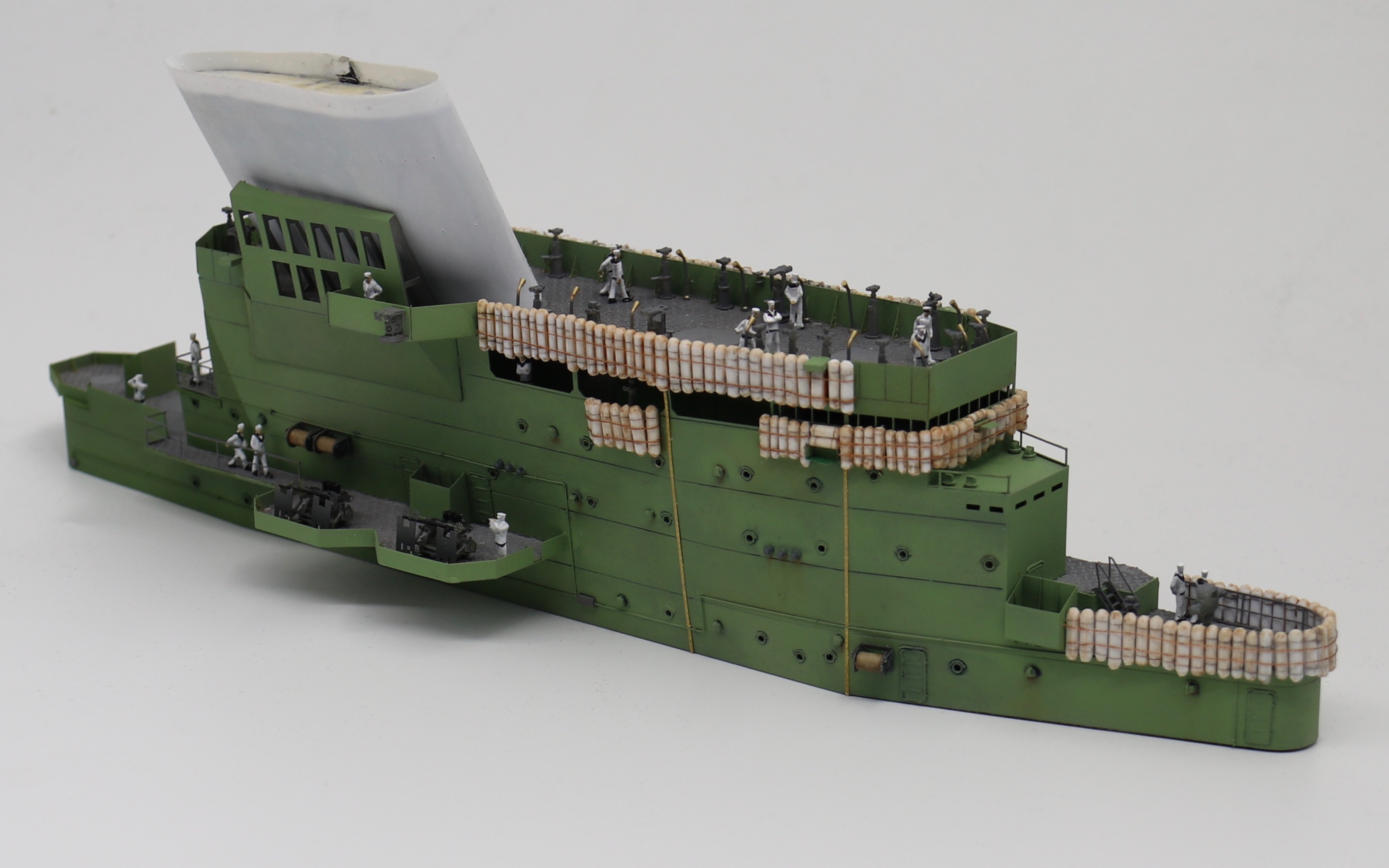 【亮狗】信浓 航空母舰 船体与舰桥 大和级三号舰 模型 1/200 制作