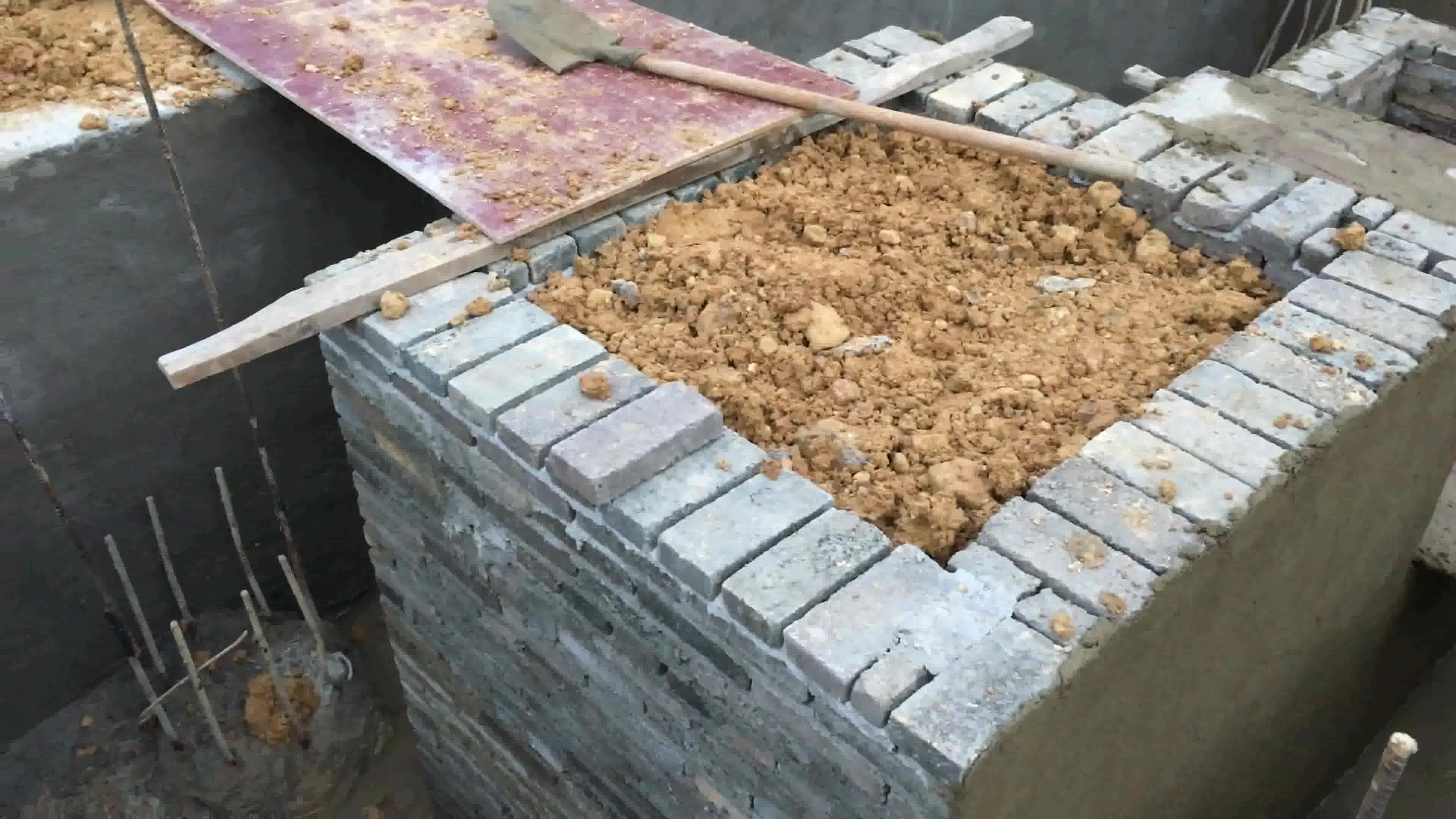 村里长流“放心水”