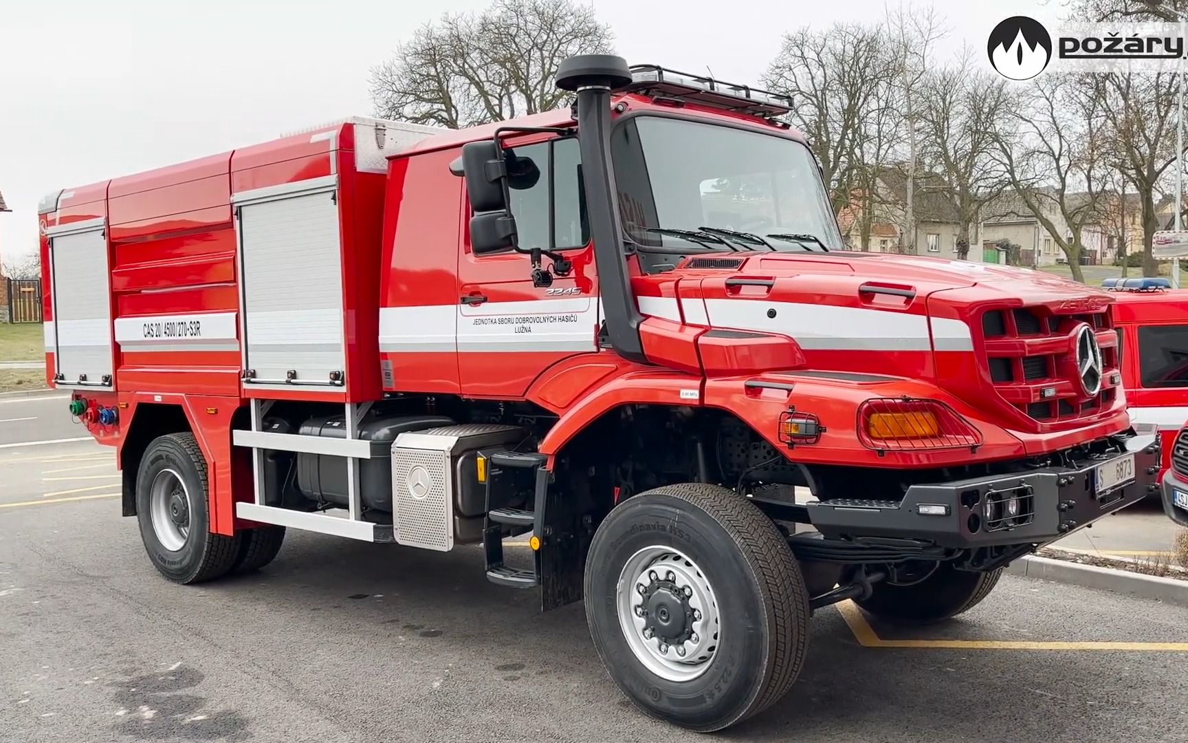 【载具参考】- 捷克kobit的zetros消防车