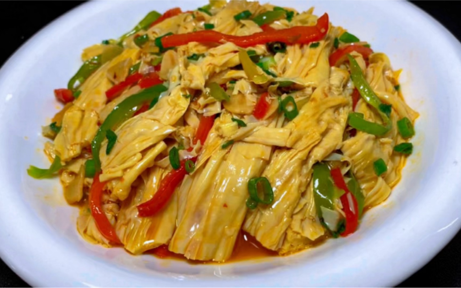 喜欢吃腐竹的要收藏了,做法简单易学,鲜香入味,好吃超下饭