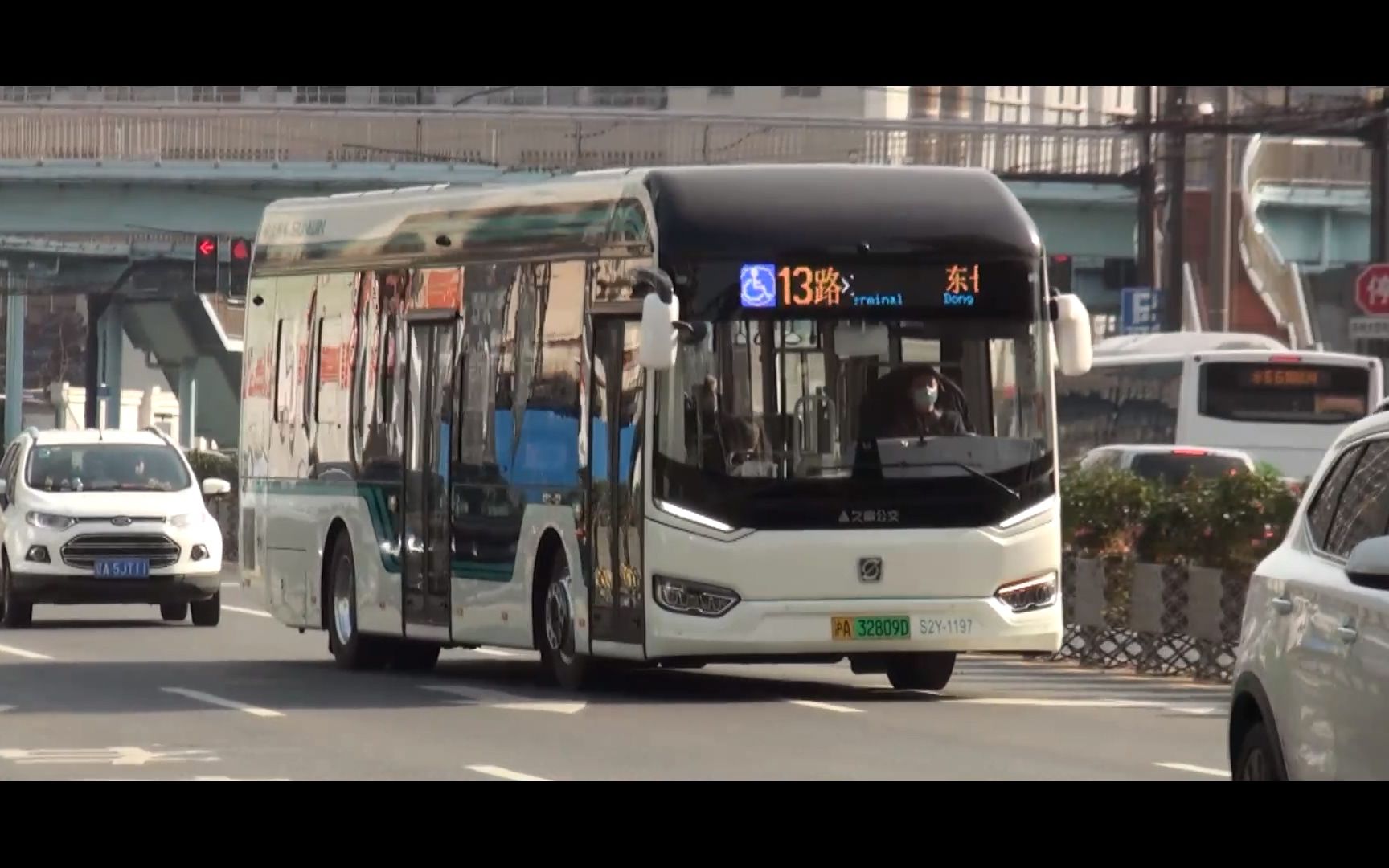 上海公交 巴士一公司 13路 s2y-1197