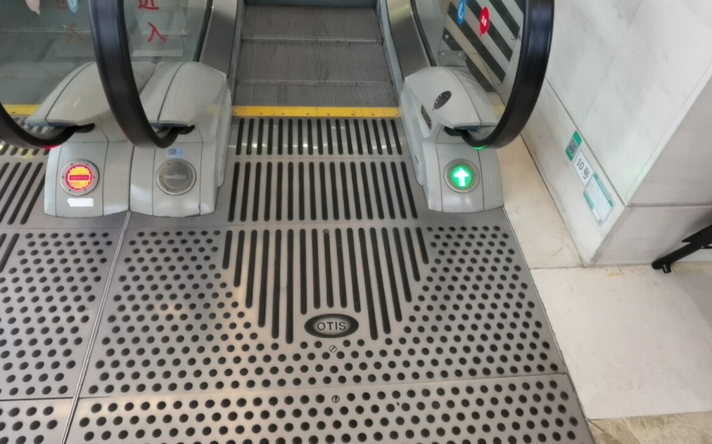 otis next step扶梯,听说有高安全性,2003年投入市场_哔哩哔哩_bilibi