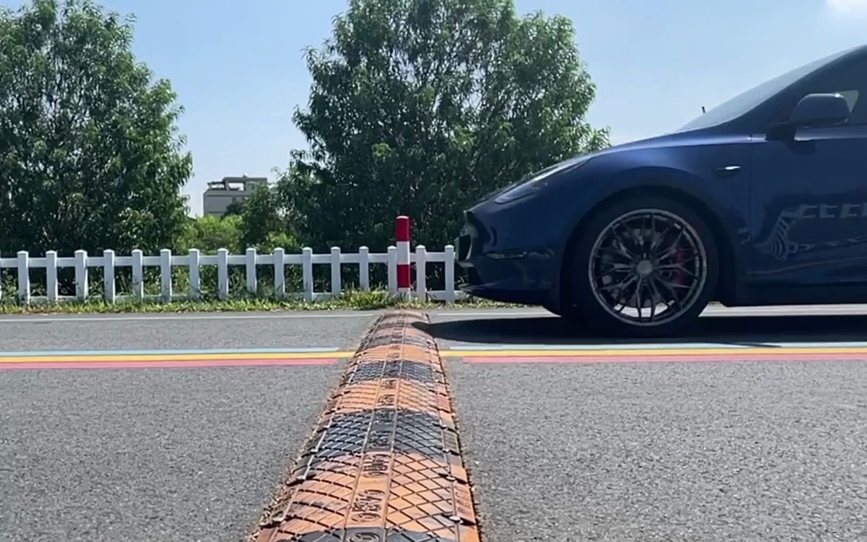 TEIN FS2 真正的街道旗舰,95km/h过减速带干脆稳定!